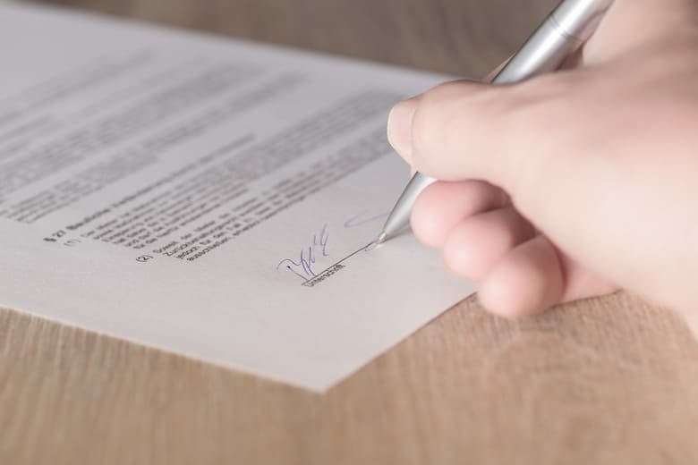 Akt notarialny sprzedaży nieruchomości